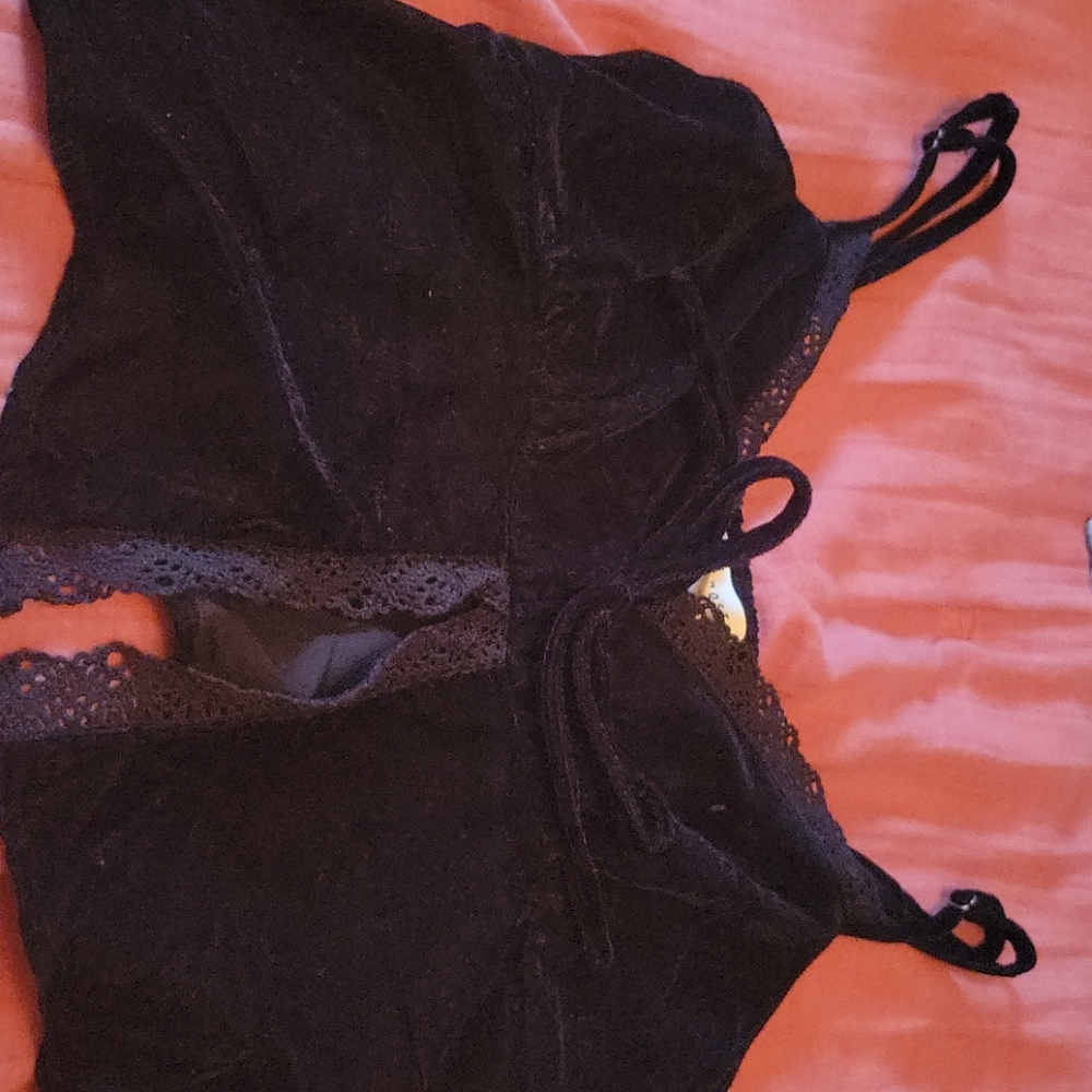 Aeropostale velvet tank